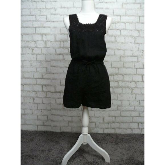 $138 Aritzia Wilfred Delfina Black 100% Linen Crochet Yoke Romper XS NEW - Picture 3 of 8